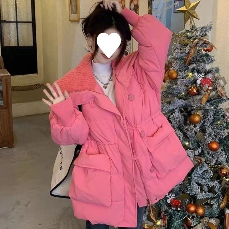 2024年の新しい冬用女性用綿入りジャケット小さなプレッピースタイルの年齢を軽減するダウンジャケットウエストを締めるコットンジャケットトレンディな