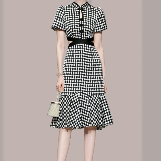 ワンピース レディース チェックワンピース スリーブ Aライン フリル 膝丈 ドレス ハイネック カシュクール 半袖 普通丈 ハイウエスト バルーンスリーブ チェック柄 ウエストマーク ブラック