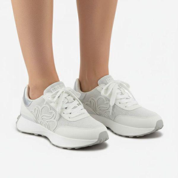 女性リンゴ_SC0WFCFX182