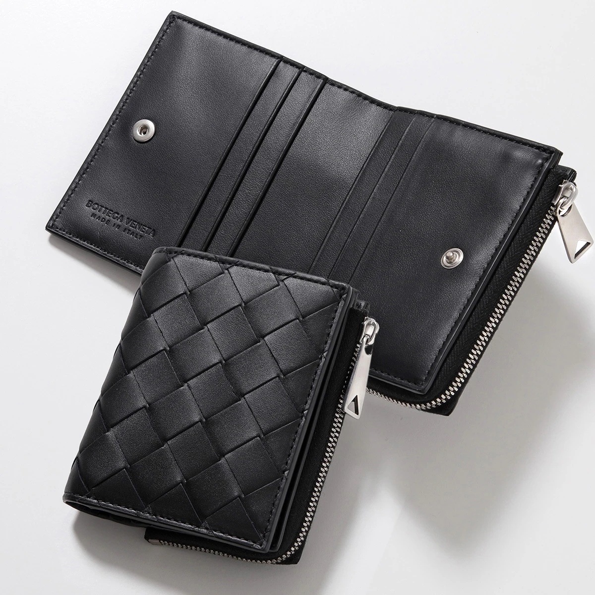 BOTTEGA VENETA ボッテガヴェネタ 二つ折り財布 775546 VCPQ4 BOTTEGA VENETA ボッテガヴェネタ 二つ折り財布 775546 VCPQ4