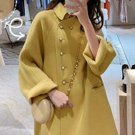 アウター コート ロングコート 袖あり 長袖 ラグラン 襟付き デザイン ボタン 美ライン パール ニュアンス ポケット 前開き ロマンチック かわいい 大人可愛い きれいめ シンプル カジュアル