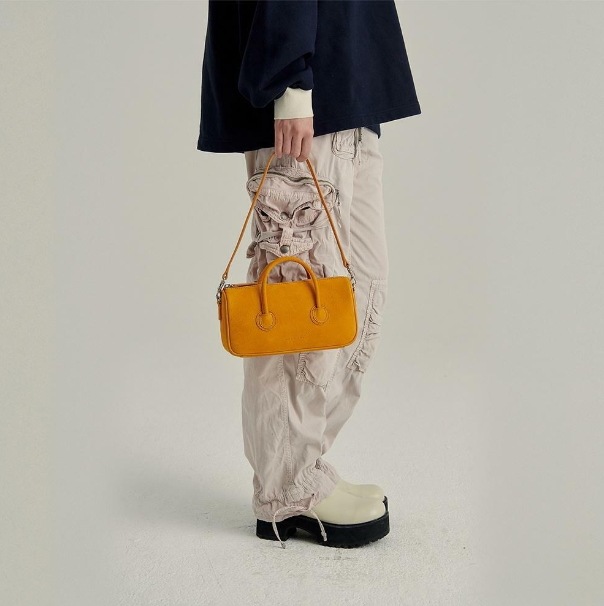 【MARGESHERWOOD】 ZIPPER SMALL : ORANGE NUBUCK