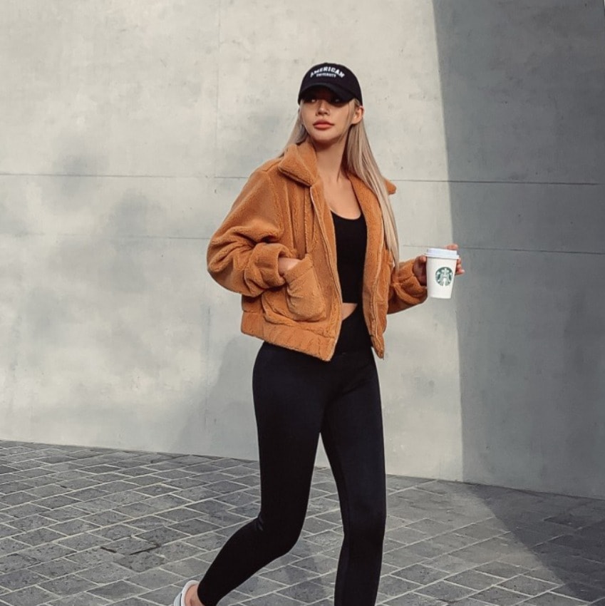 トップス ブラトップ チューブトップ タンクトップ トップス ミニ丈 ショート丈 袖なし ノースリーブ 襟なし タイト 細身 伸縮性 きれいめ シンプル カジュアル 大人 おしゃれ お洒落 かっこいい