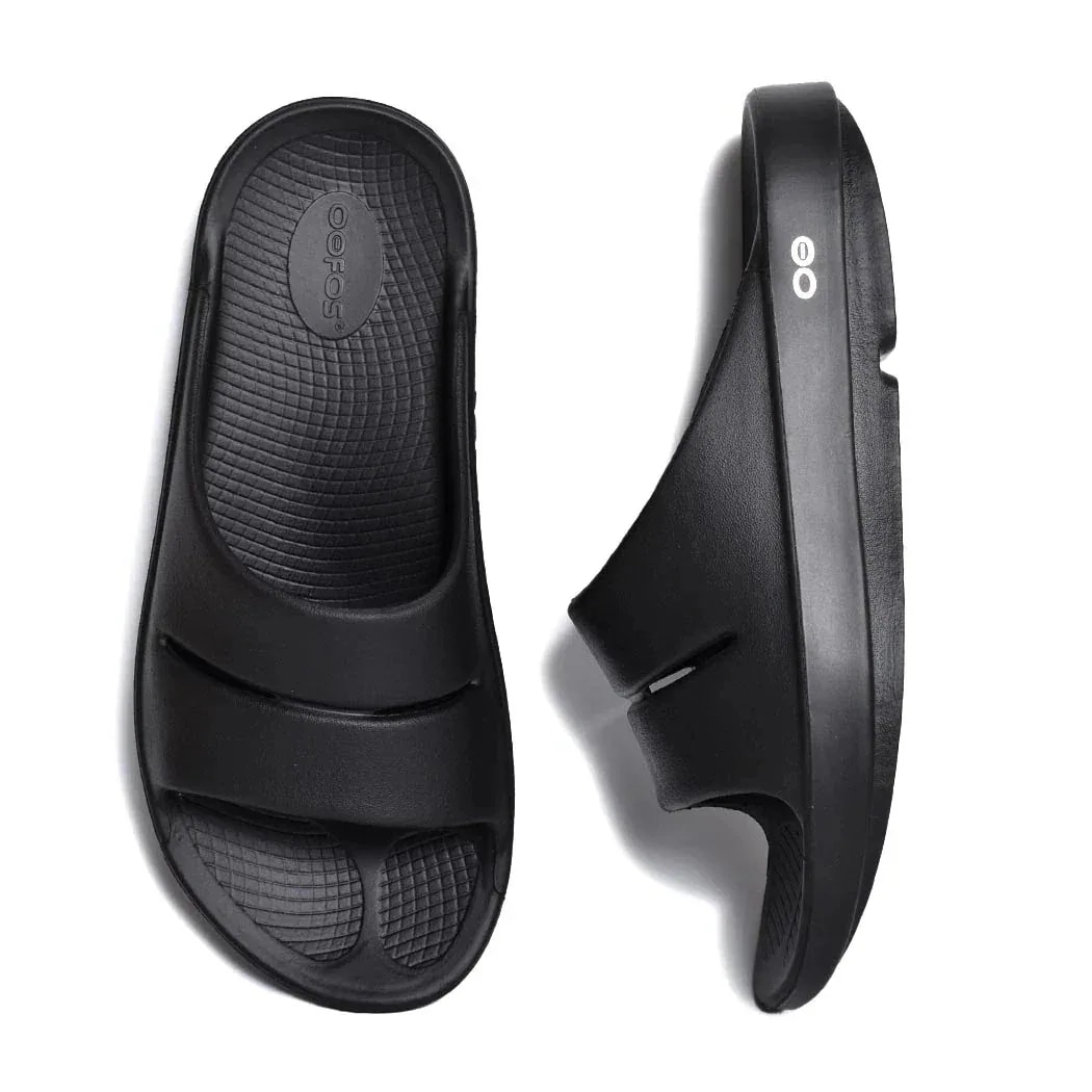 OOFOS OOahh "BLACK" ウーフォス ウーアー サンダル ( SANDAL スライド SLIDE 黒 ブラック リカバリーサンダル ビーチサンダル メンズ レディース ウィメンズ 200
