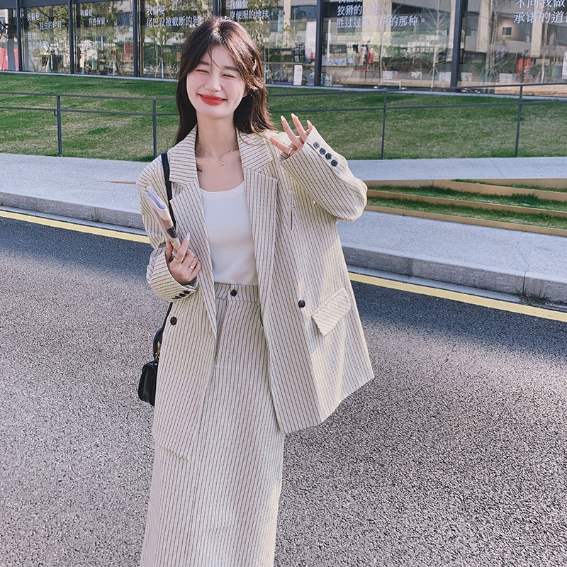 女性のための軽い職場スーツスカート2024初秋の新しいデザインスタイルのストライプスーツハイウエストスカート