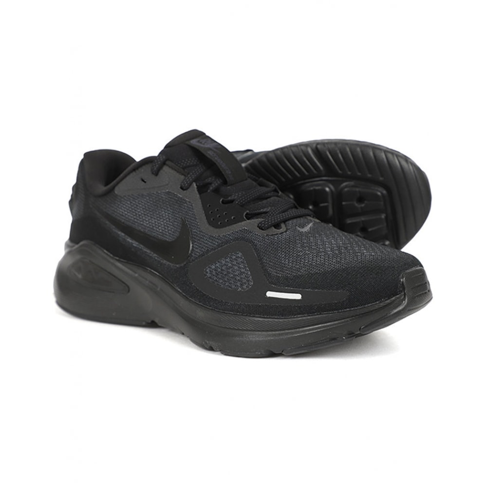 ナイキランニングシューズズームストラクチャー26