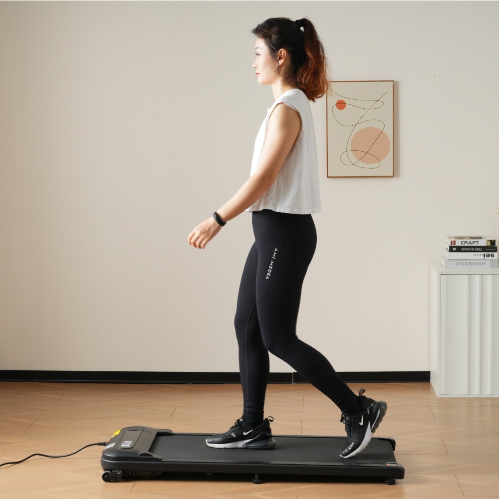 【激安】電動ランニングマシン ルームランナー 低床設計 MAX6km/h 薄型 シンプル オシャレ ダイエット器具 有酸素運動 静音 折りたたみ 家庭用 エクササイズ 衝撃吸収 室内運動 健康