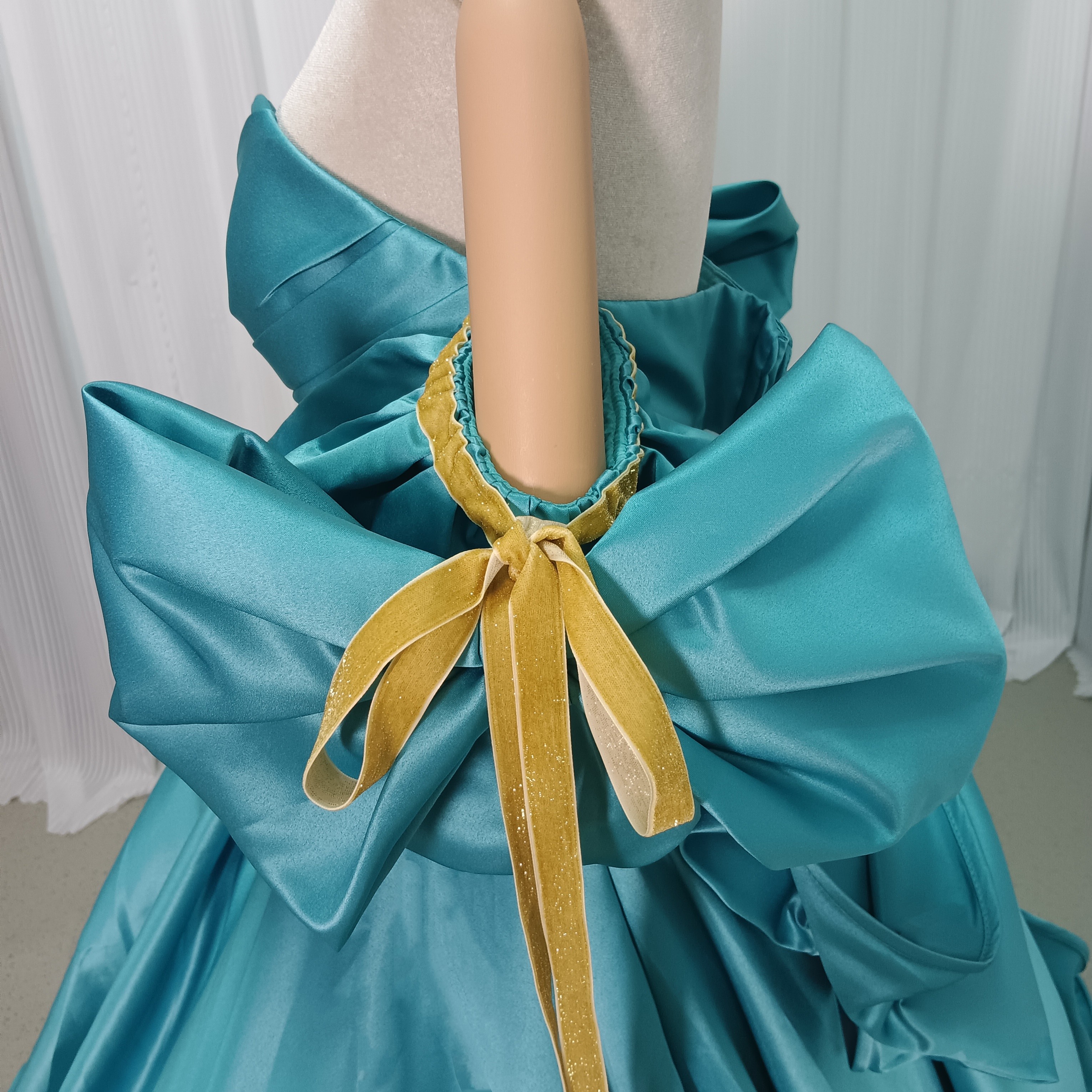 姫袖 パフスリーブ のみ只有 光沢感 ブルー 色直し 結婚式 花嫁 可愛い オーダーメイド