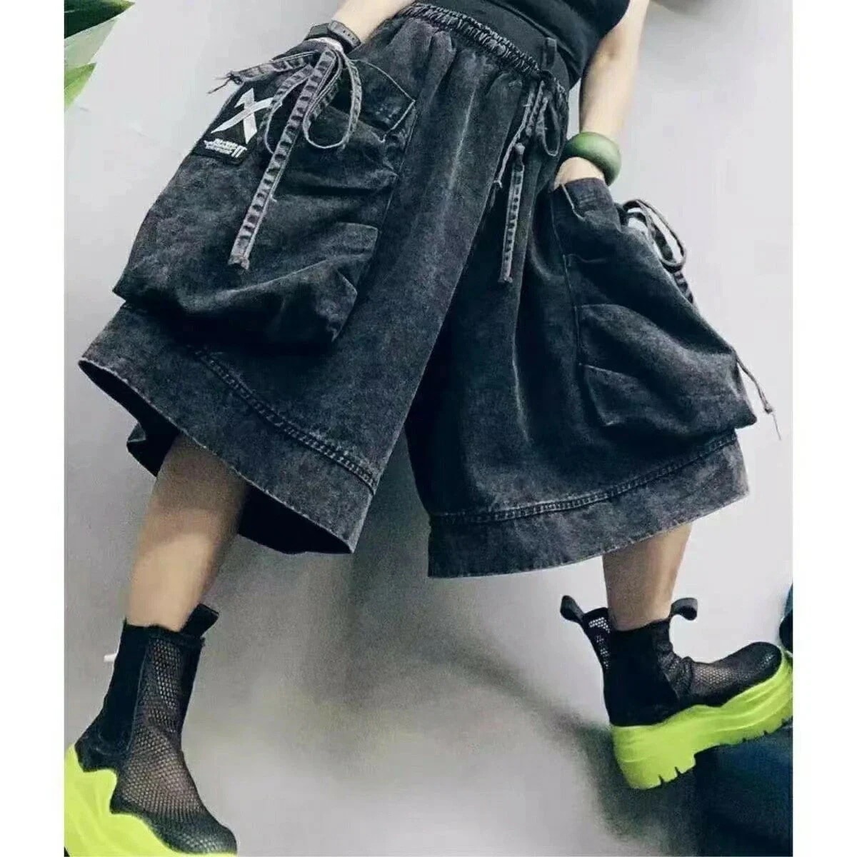 【急速出荷!】レディース デニム パンツ 半パン 夏 ゆったり サブカル系 服 レディース半ズボン 膝丈 デニムパンツ ゆったりパンツ ウエストゴム ゆったりデニム おしゃれパンツ 五分丈 薄手 カジ