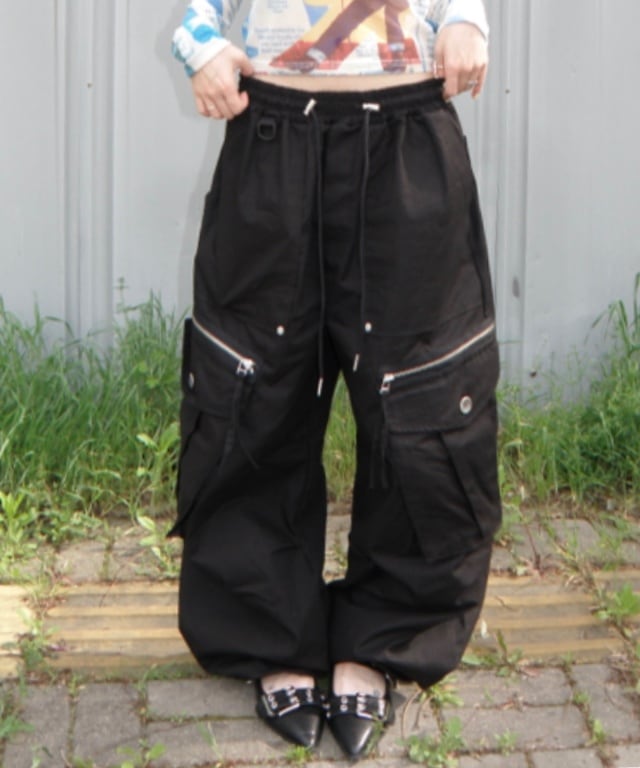 [2color] ジッパー リップ ビッグポケットカーゴ (unisex) (バンディングストリング) 5,494円