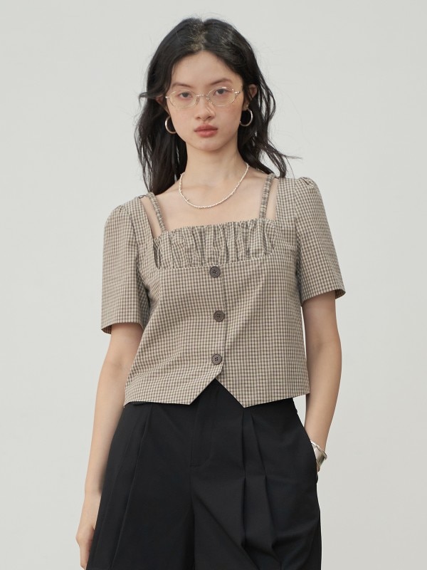 オモントエッグタルトホームレトロフェイクツーピース半袖シャツ女性プチショートトップデザインニッチ女性夏