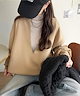 ベージュ