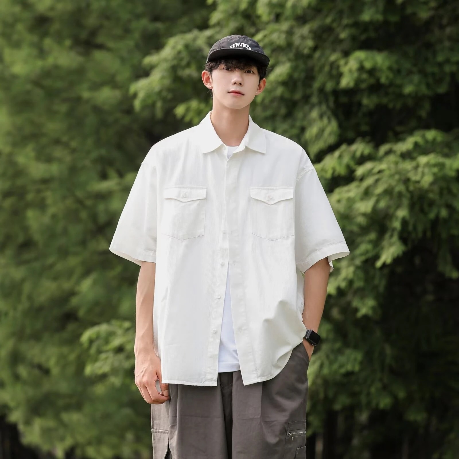 夏のメンズ半袖シャツ和風シティボーイゆったり万能カジュアルシャツティーンエイジャークール香港風トップス