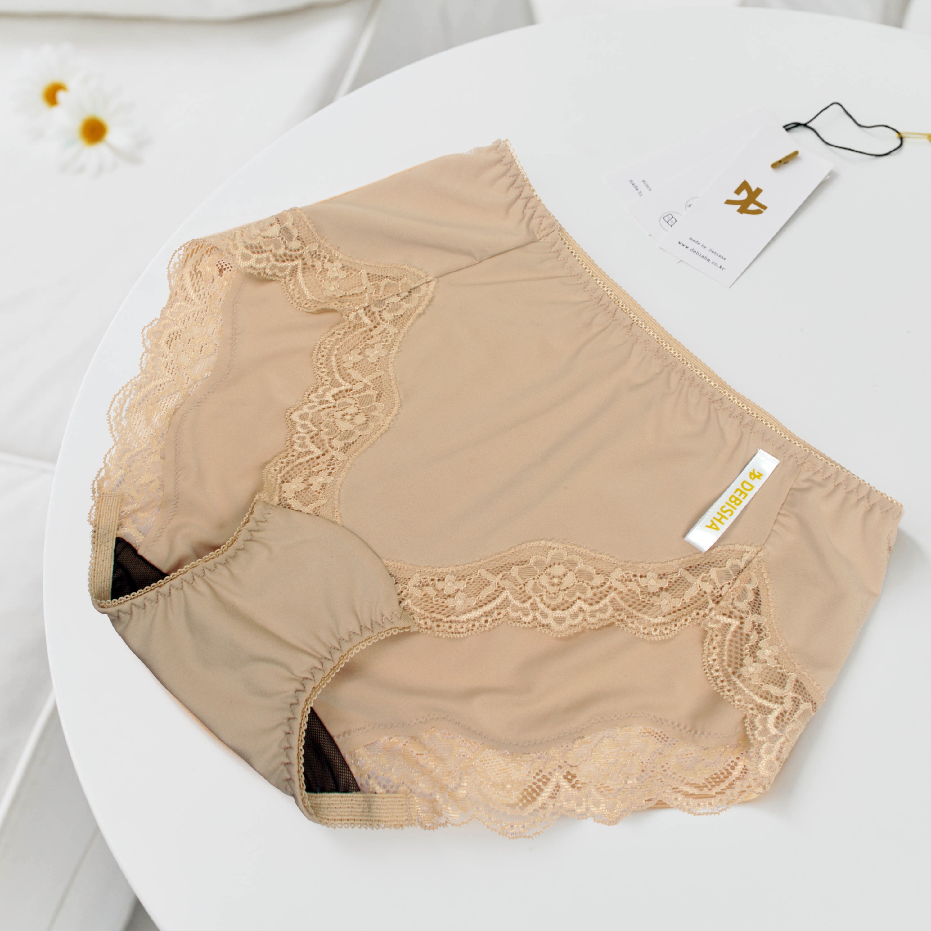 FEMCARE 大切なデリケートゾーン管理製品 [MIRACLE]