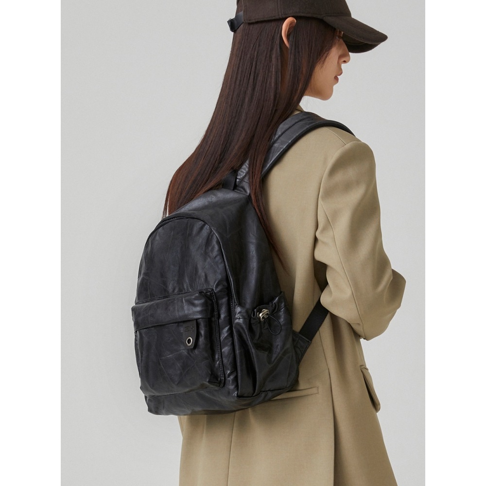 JOSEPH & STACEY デイリーポケットリュック S ヴィーガンレザー ローストブラック