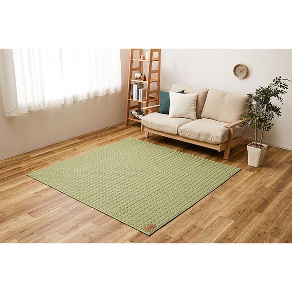 ラグマット 絨毯 約130x190cm グリーン 滑り止め付 ホットカーペット可 オールシーズン 洗える スウェットキルトラグ リビング