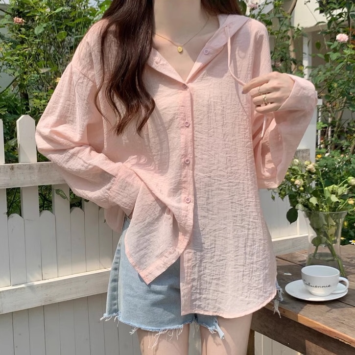 レディース ジャケット シャツ パーカー アウター 上着 日焼け防止 羽織 前開き 長袖 フード ワイド 透け感 ボタン 薄手 かわいい 大人可愛い きれいめ シンプル おしゃれ かっこいい レトロ