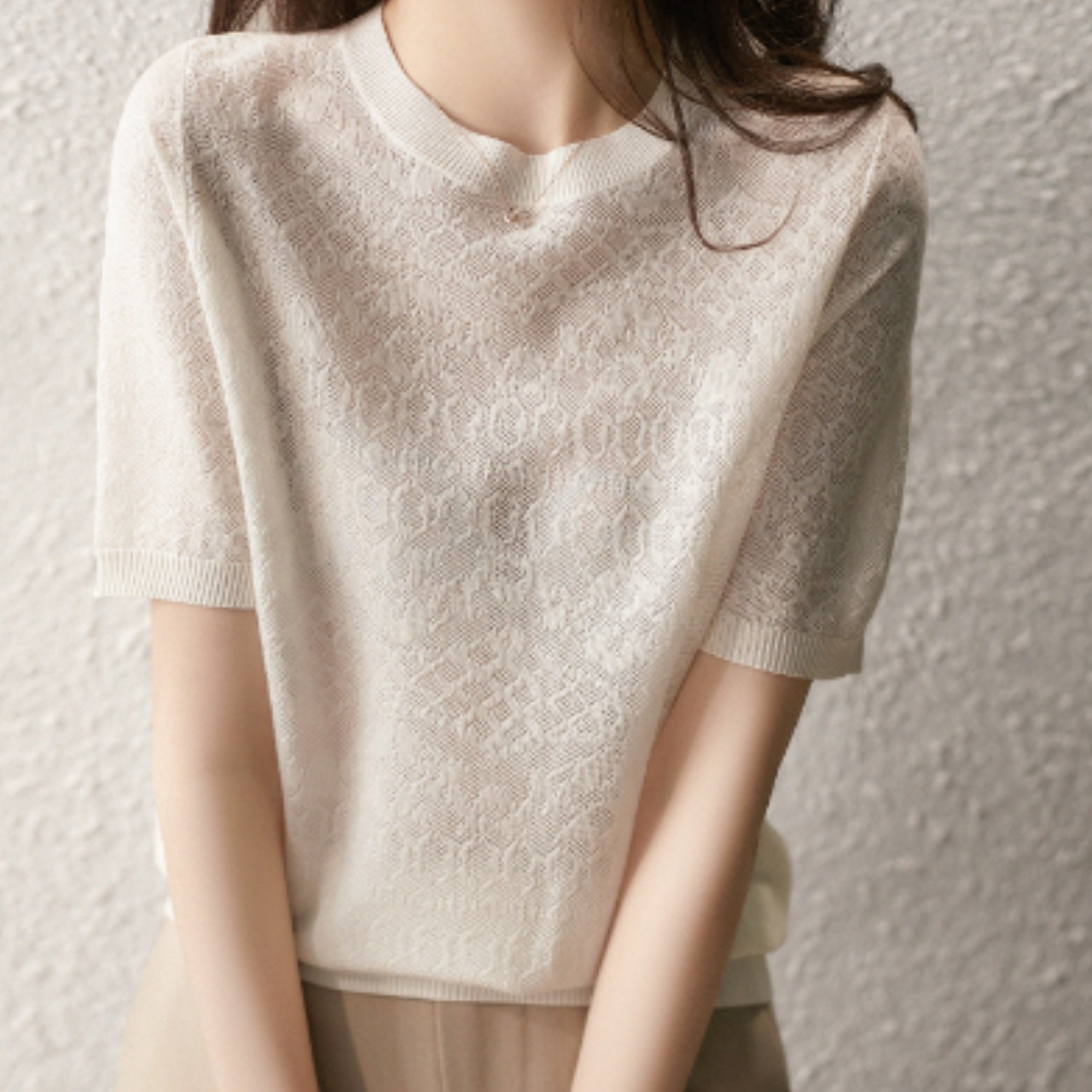 トップス セーター Tシャツ レディース ニット 袖あり 半袖 ストレート 透け感 ラウンドネック 襟なし かわいい 大人可愛い きれいめ シンプル 大人 おしゃれ お洒落 大人女子 こなれ感 ラフ
