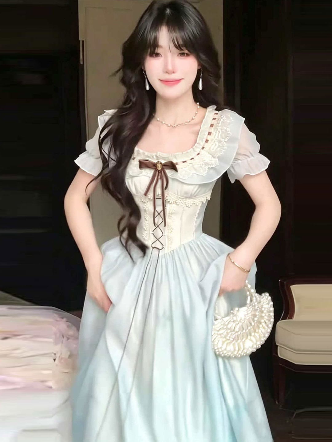 大きいサイズの優しい雰囲気の宮廷風フェアリードレス夏のぽっちゃりさん向けスクエアネックパフスリーブリボン付きの甘い