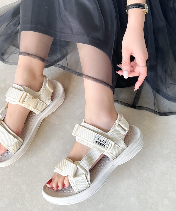 CAMINANDOのバックル付きスエードベルトサンダル｜送料無料