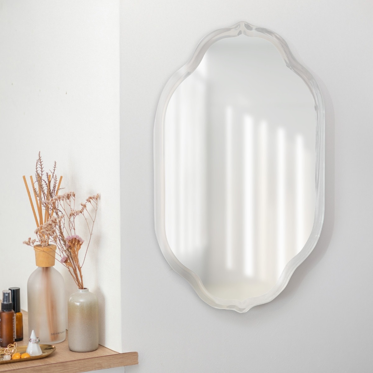 ミラー 壁掛け ウォールミラー 40x60cm モロッコ 鏡 おしゃれ 壁掛け鏡 シンプル 洗面台 インテリア 飛散防止 玄関 リビング かがみ 北欧 ドレッサー メイク鏡 壁掛けミラー 賃貸