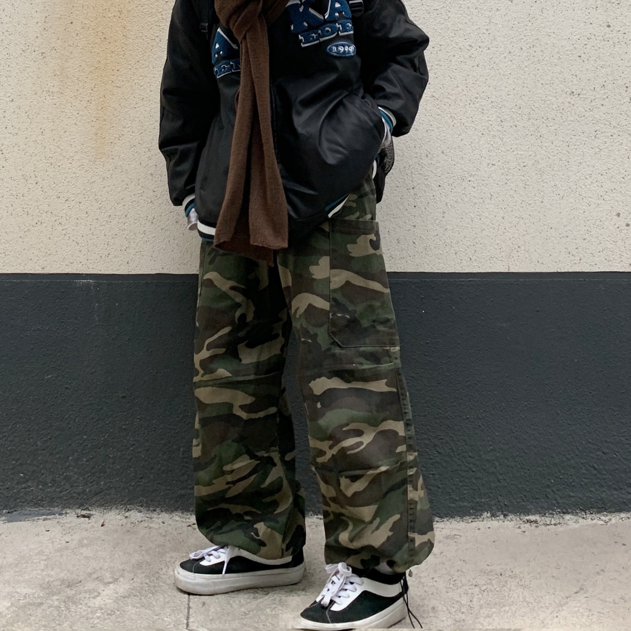 【1つ買うと1つ無料】【メガ割 】迷彩柄 カーゴパンツ 裾ゴム スウェットパンツ レディース ヒップホップ ロングパンツ 学生化粧ポーチ-大容量