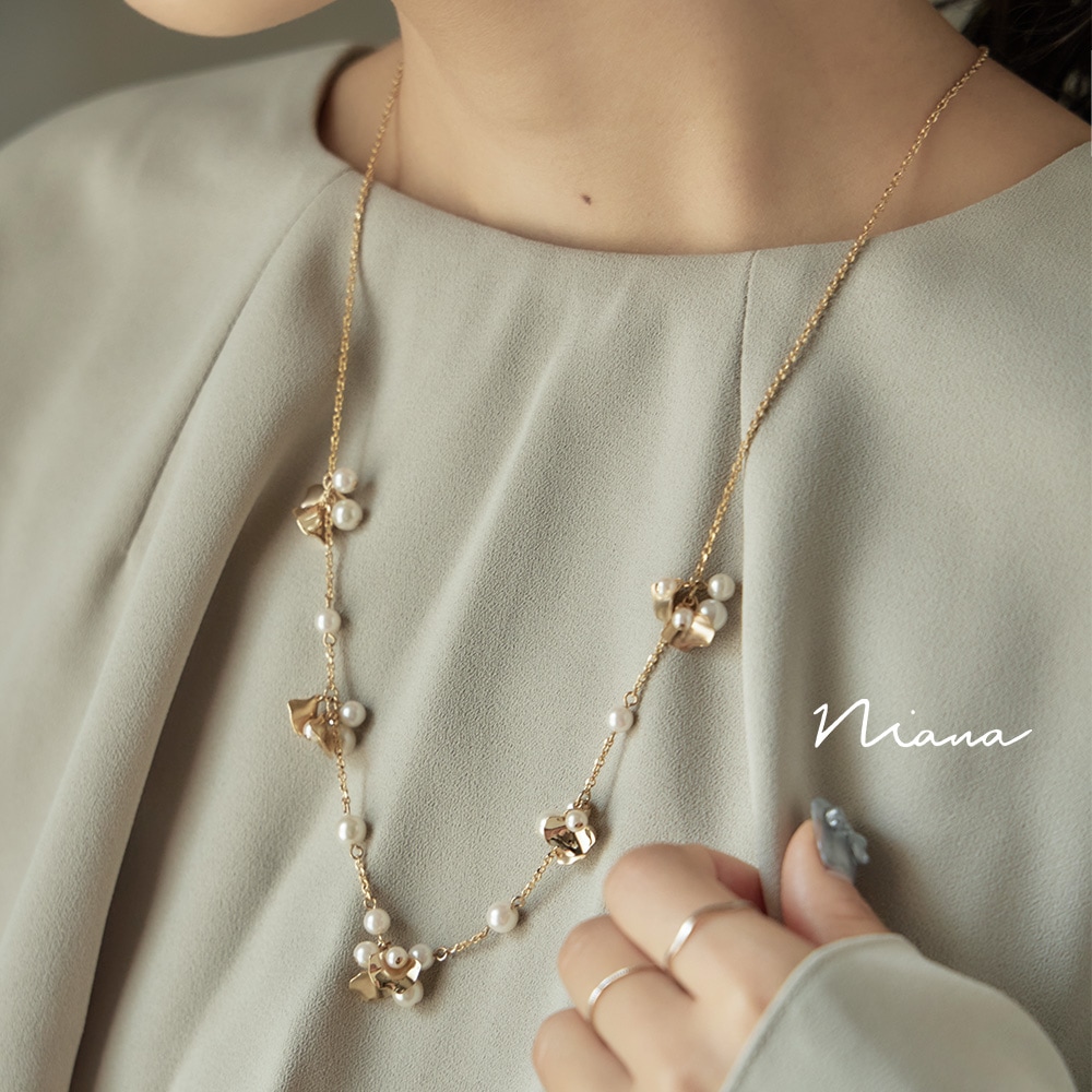 ネックレス パール ビジュー リーフ 花 モチーフ パール ロング メタル レディース アクセサリー ジュエリー ゴールド 上品 普段使い フォーマル パーティー 結婚式 セレモニー 入学式 卒業式