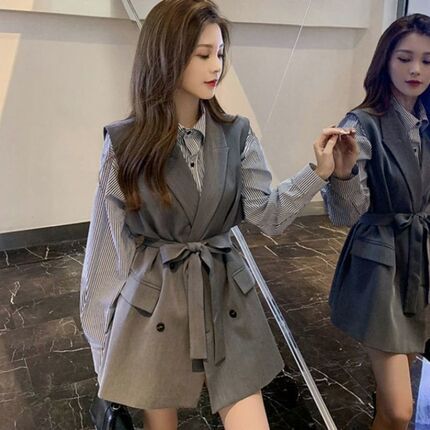 トップス ワンピース シャツ ベスト ひざ丈 ブラウス ミニ丈 袖なし 袖あり 長袖 細身 Aライン 2点セット レトロ 大人女子 ラブリー 個性的 グレー ストライプ エレガント こなれ感 6,073円