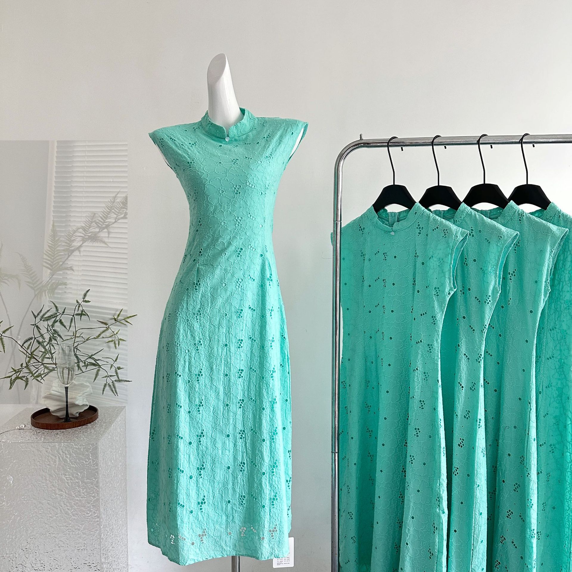 【急速出荷】緑の野菜ミント短冊ミントグリーン透かし編みウエストコットン刺繍チャイナドレスカットスリムワンピース