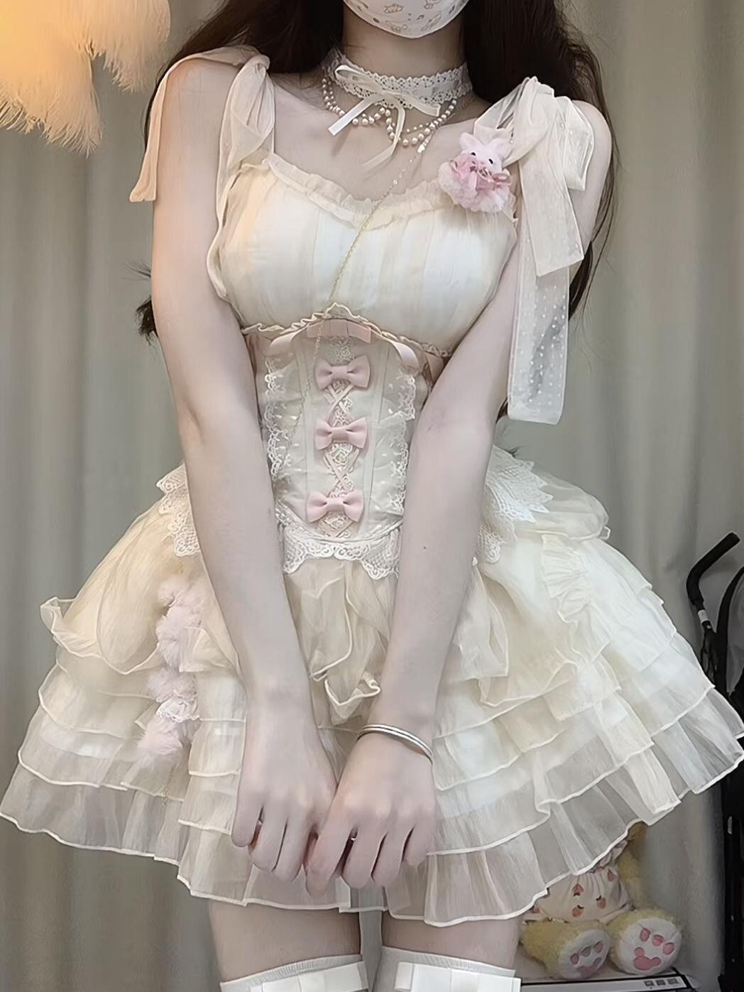 ロリータ コスプレ 2024新作 夏 ロリータ ワンピース バレエ調 ポンポンスカート30%までに制限 4,794円