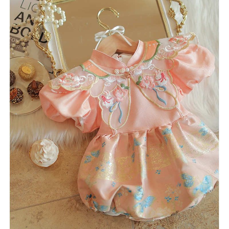 ピンクの女の女の子1歳のドレスベイビー100日グラブグラブバンケットバンケットバッグおなら服子供タンスーツ王冠春と秋のスタイル