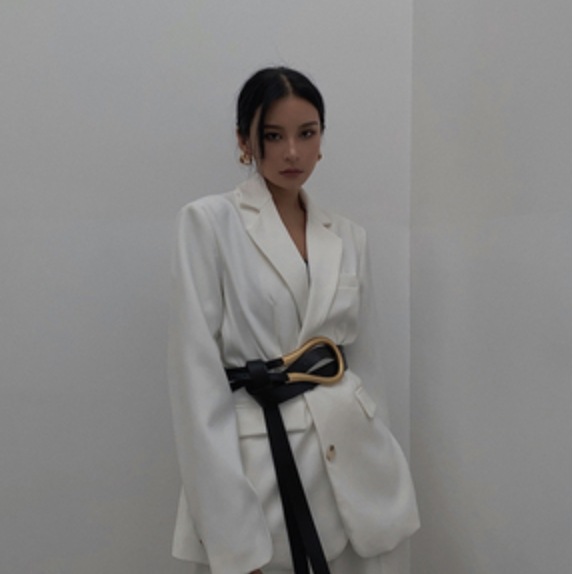 アウター デート ジャケット 上着 袖あり 長袖 ハイウエスト かわいい 大人可愛い きれいめ シンプル カジュアル 大人 上品 おしゃれ お洒落 主役級 存在感 春 秋 10代 20代 30代