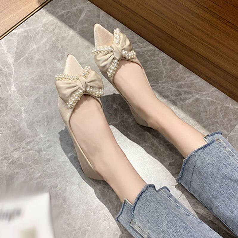 500円OFFクーポン パンプス ローヒール ぺたんこ 痛くない ポインテッドトゥ バレエシューズ パール リボン 大きいサイズ ビジュー パーティー レディース 発表会 演奏会 結婚式パンプス ウェ