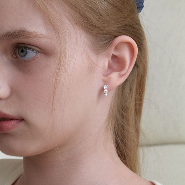 two pearl earring おしゃれ アイドル愛用ブランド 韓国人気 韓国ファッション