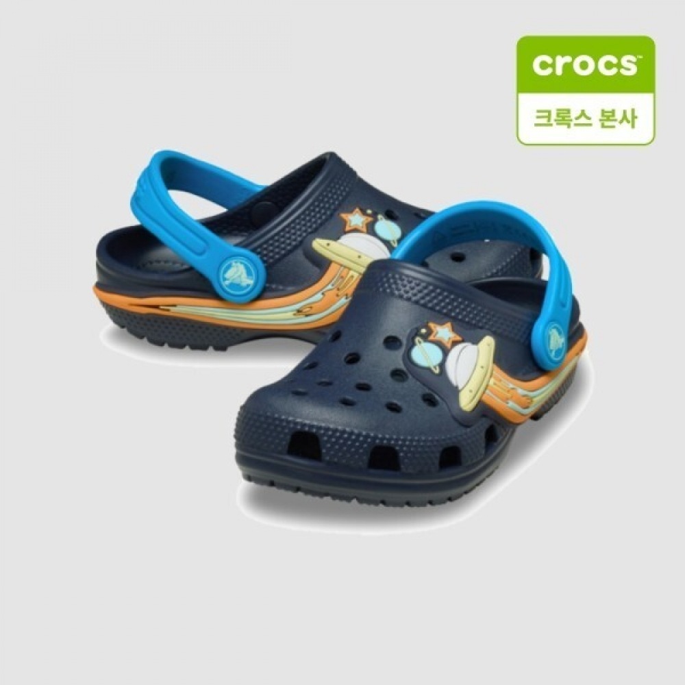 クロックスキッズシューズクラシック UFO ライトクロッグ幼児用ネイビー 211623-410