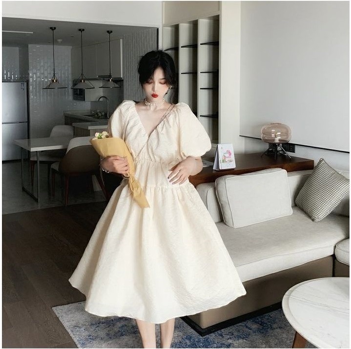 レディース ワンピース 膝丈 膝下 ミモレ 7分丈 半袖 5分袖 ボリューム袖 パフスリーブ バルーン袖 Vネック ワイド フレア Aライン ウエストマーク ふわふわ ハイウエスト ギャザー