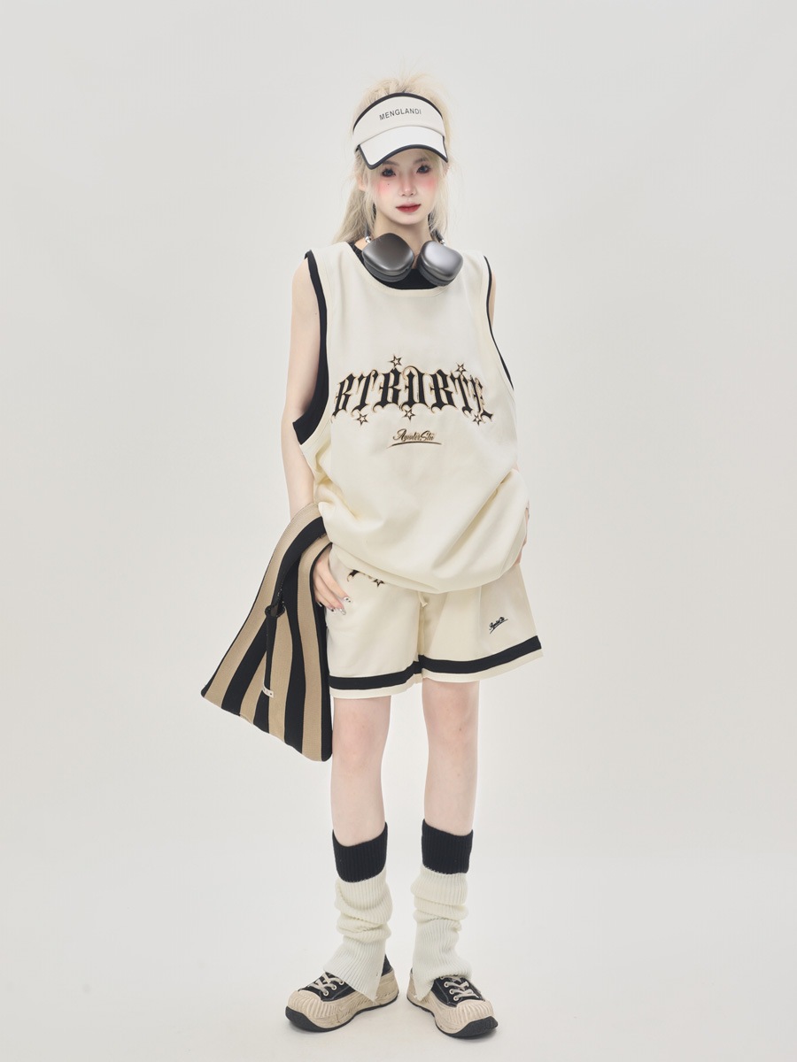 2025 春夏 2点セット フェイクツーピース Tシャツ半袖 レディース ハイウエストタイトム韓国トップス ショート丈パンツボトムス ミニ丈シルエット ゆったりお出かけ ファッショントラック