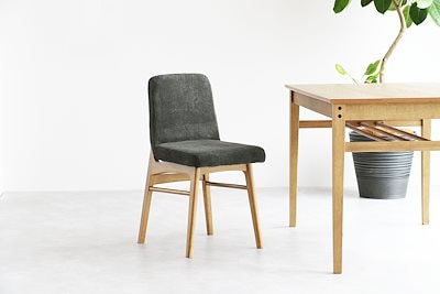 ダイニングチェア 椅子 おしゃれ 北欧モダン レトロ カーキ コーデュロイ コンパクト ヴィンテージ 完成品 座面高さ44cm いす イス