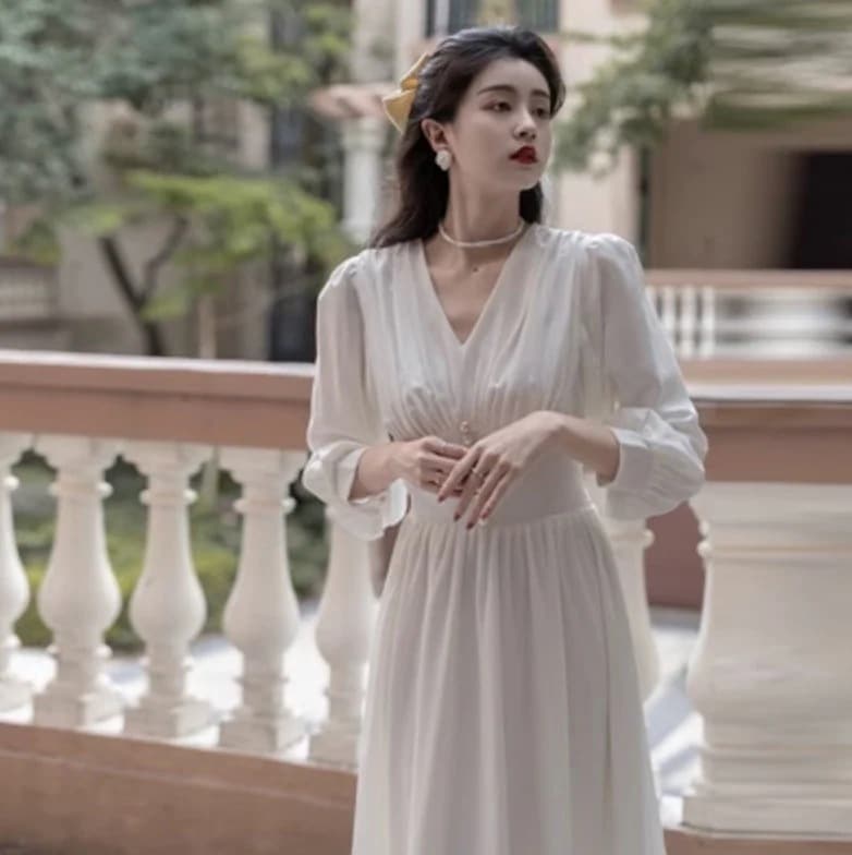 ワンピース デート ワンピドレス ロング ロング丈 袖あり 長袖 Vネック かわいい 大人可愛い きれいめ シンプル カジュアル 大人 上品 おしゃれ お洒落 かっこいい レトロ 大人女子 こなれ感