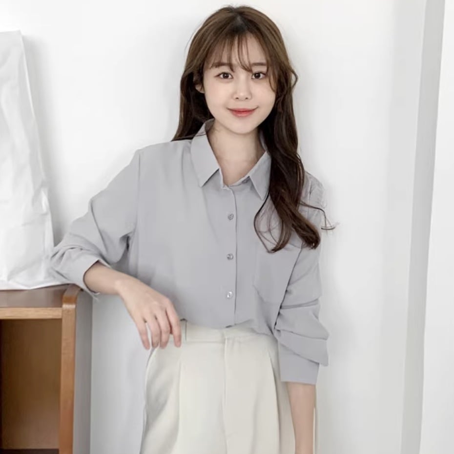 トップス シャツ ブラウス 長袖 襟付き ボタン 前開き 大人可愛い きれいめ シンプル カジュアル 大人 上品 おしゃれ かっこいい 大人女子 こなれ感 ラフ ルーズ 個性的 クール エレガント