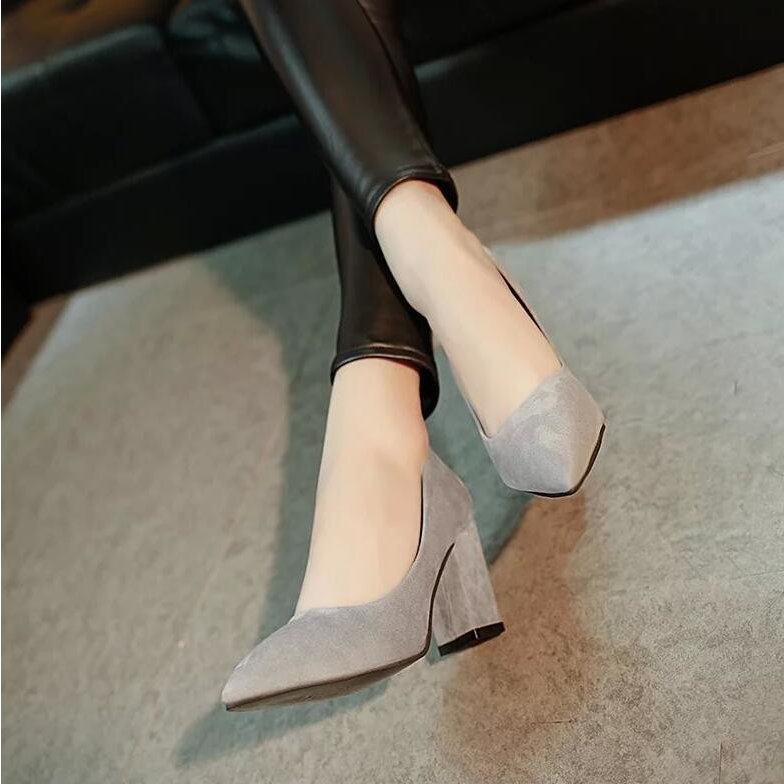 パーティーパンプス 結婚式 痛くない 歩きやすい おしゃれ 安い ストラップ ハイヒール ポインテッ