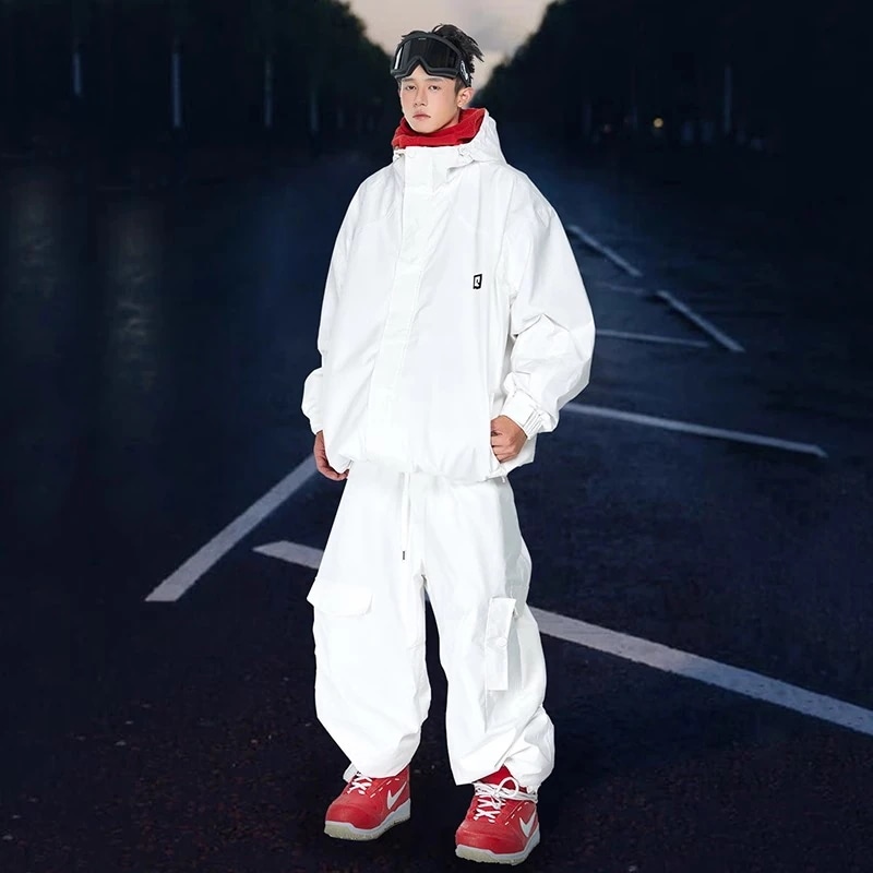 スノーボードウェア 2024 2025 上下セット メンズ レディース パンツ ズボン アウター 白 耐水20000 セットアップ 3Lスキーウェア スノボウェア スノーウェア 韓国風 防水防風
