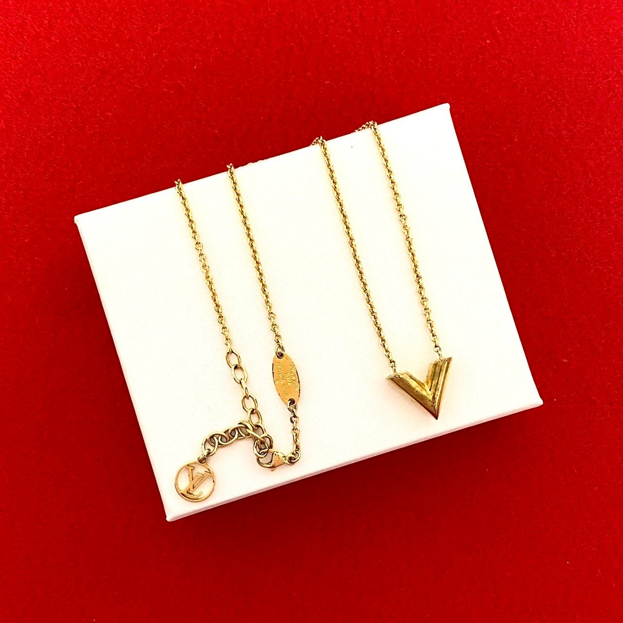 エッセンシャルVネックレス GP ゴールド 151-1