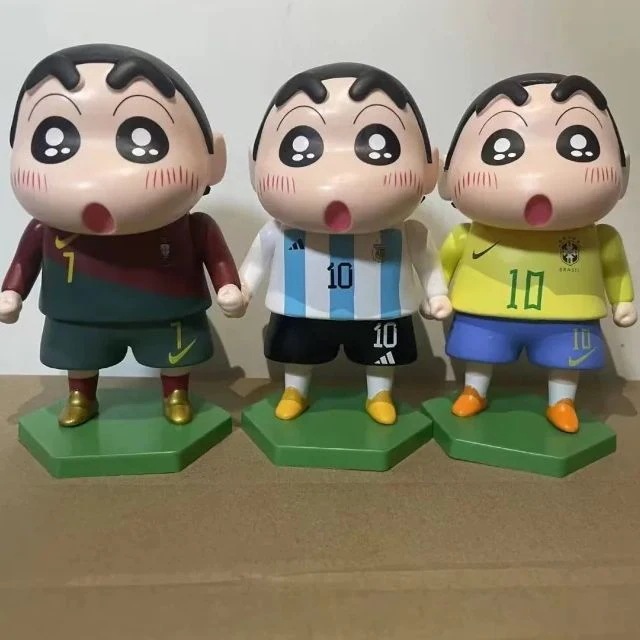 野原しんのすけ Cos フットボールスターズ ロナウド メッシ ネイマール 箱入りフィギュア