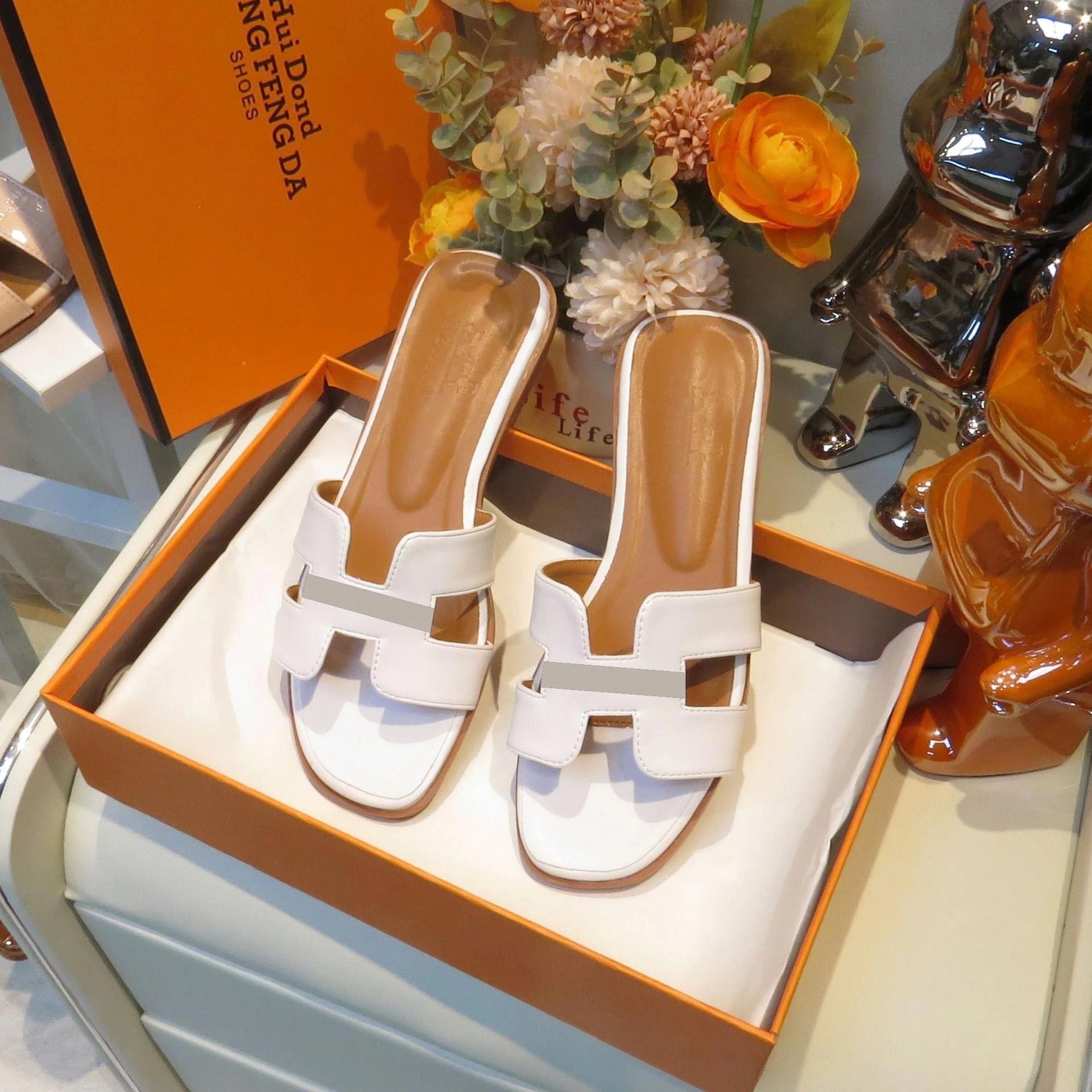 2024 ノンスリップトラベルビーチシューズストリートアウターファッションサンダルカジュアル多用途平底 H スリッパレディース