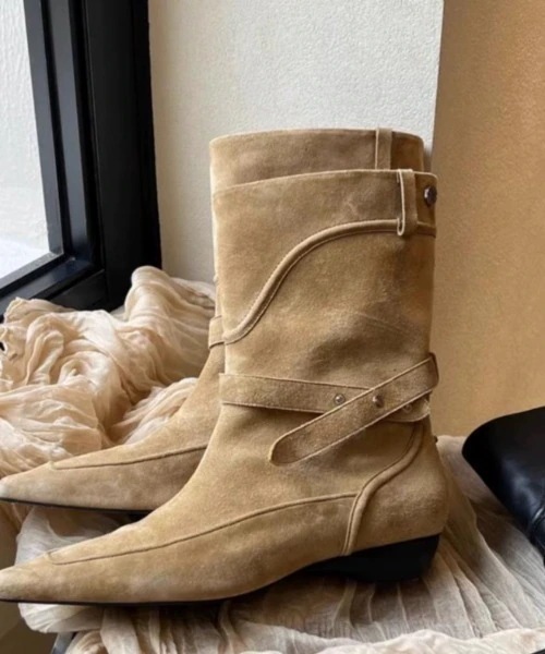 ブーツ バックルディテールポイントトゥブーツ「韓国ファッション」 レディース