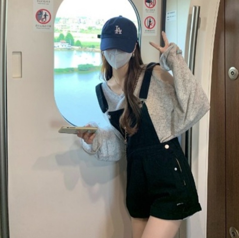 トップス ボトムス パンツ カットソー サロペット ショート ショート丈 膝上 袖あり 長袖 かわいい 大人可愛い きれいめ シンプル カジュアル 大人 上品 おしゃれ お洒落 かっこいい レトロ