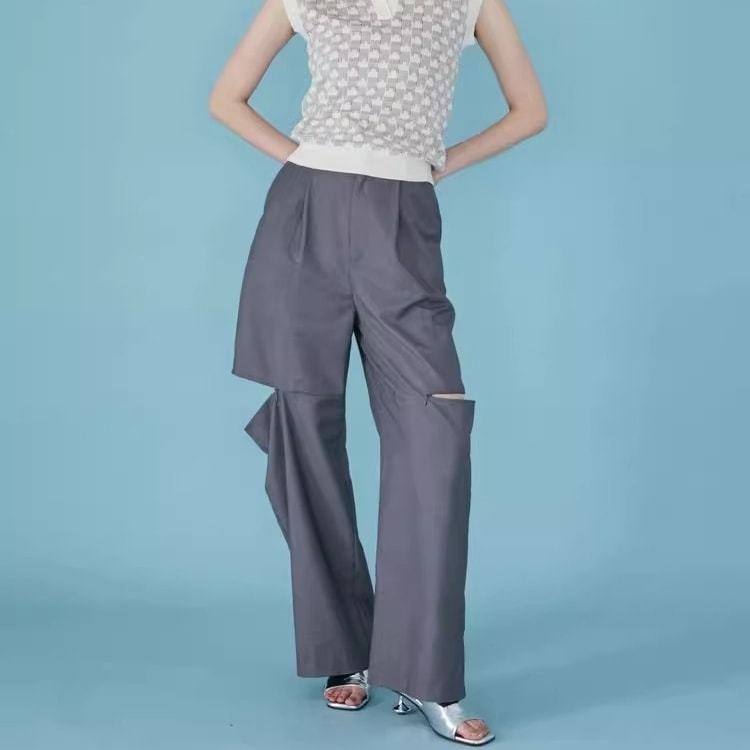 ボトムス パンツ ズボン ロングパンツ カジュアルパンツ ハイウエスト カットアウトデザイン ハイウエスト かわいい 大人可愛い きれいめ シンプル 上品 おしゃれ かっこいい カジュアル こなれ感