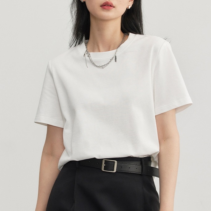 シンプル 無地 半袖 Tシャツ 6色展開 メンズライク マニッシュ ラウンドネック カットソー シンプル 袖あり かわいい 大人可愛い おしゃれ フェミニン 大人女子 クール 普段使い 抜け感 普段