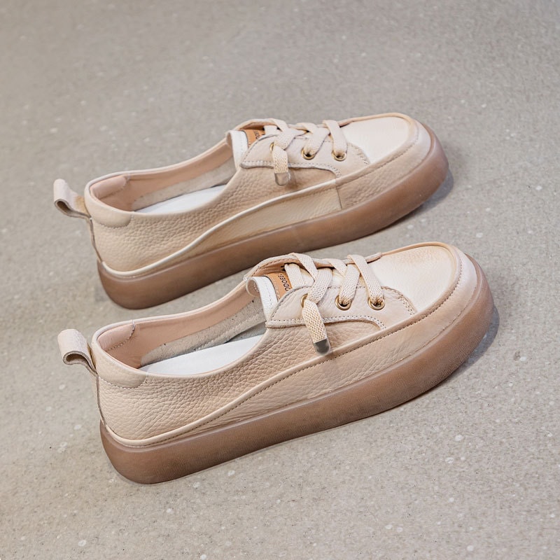 ブラックシングルシューズ2024春大きいサイズ婦人靴夏靴通気性牛革万能白靴レディース片足スニーカー